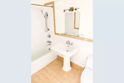 300 Communipaw Ave #302, Jersey City, NJ 07304 - Photo 22