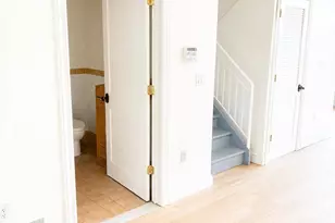 300 Communipaw Ave, Jersey City, NJ 07304 - Photo 8