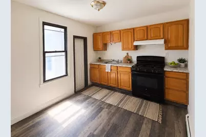 17 Clarke Ave, Jersey City, NJ 07304 - Photo 6