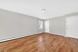 42 Lienau Pl, Jersey City, NJ 07306 - Photo 14