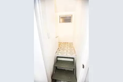 391 Manila Ave #2, Jersey City, NJ 07302 - Photo 22