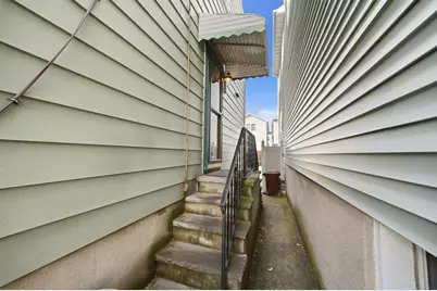 136 Poplar St, Jersey City, NJ 07307 - Photo 42