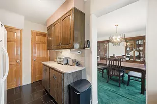 136 Poplar St, Jersey City, NJ 07307 - Photo 20