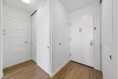 135 Montgomery St #18E, Jersey City, NJ 07302 - Photo 12