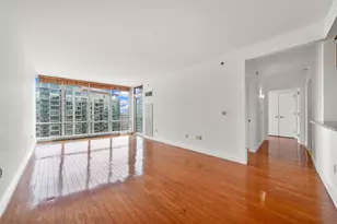 20 Newport Pkwy, Jersey City, NJ 07310 - Photo 8