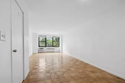10 Huron Ave #1E, Jersey City, NJ 07306 - Photo 2