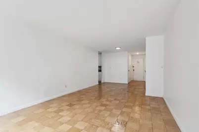 10 Huron Ave #1E, Jersey City, NJ 07306 - Photo 4