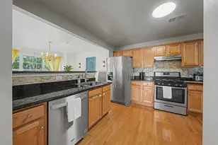 180 Blue Heron Dr, Secaucus, NJ 07094 - Photo 18