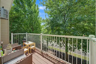 180 Blue Heron Dr #180, Secaucus, NJ 07094 - Photo 32