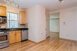 320 6th St, Union City, NJ 07087 - Photo 4