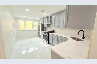 291 Avenue B #1, Bayonne, NJ 07002 - Photo 2