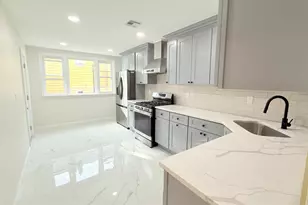 291 Avenue B, Bayonne, NJ 07002 - Photo 2