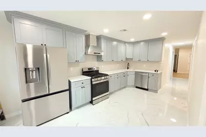 291 Avenue B #1, Bayonne, NJ 07002 - Photo 1