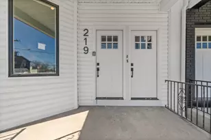 219 Clerk St, Jersey City, NJ 07305 - Photo 14