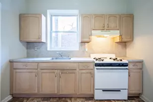 586-588 Avenue C, Bayonne, NJ 07002 - Photo 4