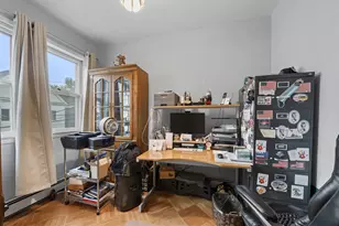 172 W 33rd St, Bayonne, NJ 07002 - Photo 4