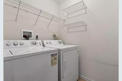 9 Marina Dr, Bayonne, NJ 07002 - Photo 18