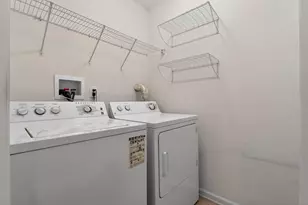 9 Marina Dr, Bayonne, NJ 07002 - Photo 18