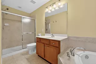 9 Marina Dr, Bayonne, NJ 07002 - Photo 14
