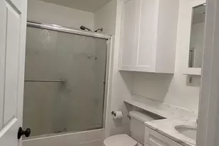 225 Halladay St, Jersey City, NJ 07304 - Photo 4