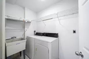 79 Sherman Pl, Jersey City, NJ 07307 - Photo 38