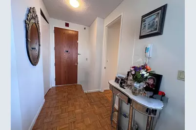 100 Carlyle Dr #5J North, Cliffside Park, NJ 07010 - Photo 4