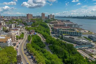 937 Blvd E, Weehawken, NJ 07086 - Photo 14