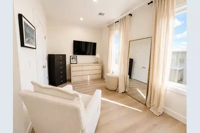 217 Oak St #A, Weehawken, NJ 07086 - Photo 6