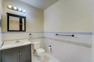 295 New York Ave, Jersey City, NJ 07307 - Photo 14