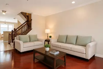 239 Brower Ct, West New York, NJ 07093 - Photo 4