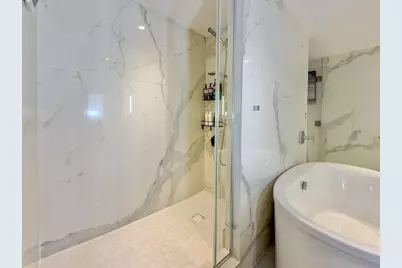 800 Avenue At Port Imperial #425, Weehawken, NJ 07086 - Photo 32