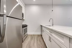 658 Grand St, Jersey City, NJ 07304 - Photo 1