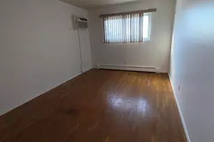115 McAdoo Ave, Jersey City, NJ 07306 - Photo 2