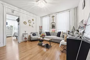 122 61st St, West New York, NJ 07093 - Photo 2