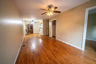 6 Bayside Park Dr, Jersey City, NJ 07305 - Photo 22