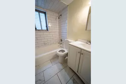 6 Bayside Park Dr, Jersey City, NJ 07305 - Photo 14