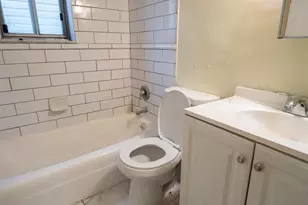 6 Bayside Park Dr, Jersey City, NJ 07305 - Photo 14