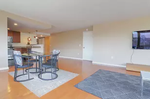 700 Grove St, Jersey City, NJ 07310 - Photo 4