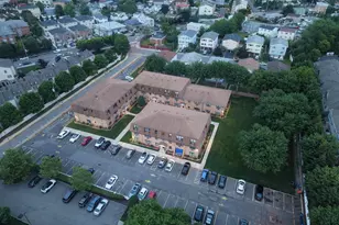 29 N End Dr, Secaucus, NJ 07094 - Photo 18