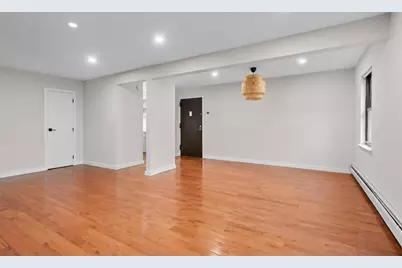 29 North End Dr, Secaucus, NJ 07094 - Photo 16