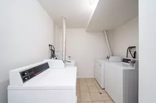 355 West Side Ave, Jersey City, NJ 07305 - Photo 20