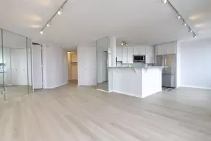 7000 Blvd E, Guttenberg, NJ 07093 - Photo 2