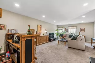 8 Quartz Ln, Paterson, NJ 07501 - Photo 24
