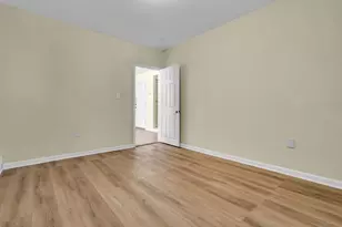 305 Cator Ave, Jersey City, NJ 07305 - Photo 22