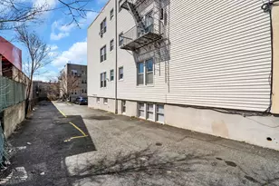 305 Cator Ave, Jersey City, NJ 07305 - Photo 34