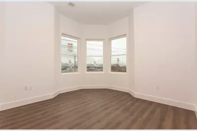 91 East 21st St #4, Bayonne, NJ 07002 - Photo 4