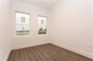 91 E 21st St, Bayonne, NJ 07002 - Photo 6