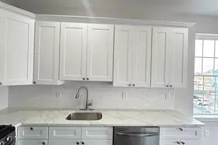 47 Cottage St, Bayonne, NJ 07002 - Photo 10
