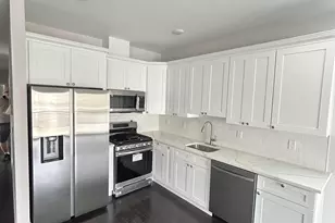 47 Cottage St, Bayonne, NJ 07002 - Photo 14