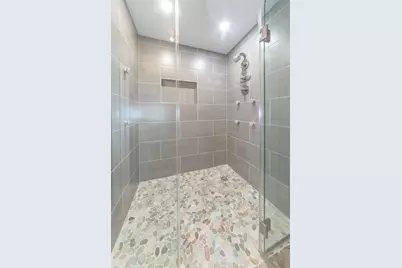2105 Harmon Cove Tower, Secaucus, NJ 07094 - Photo 26